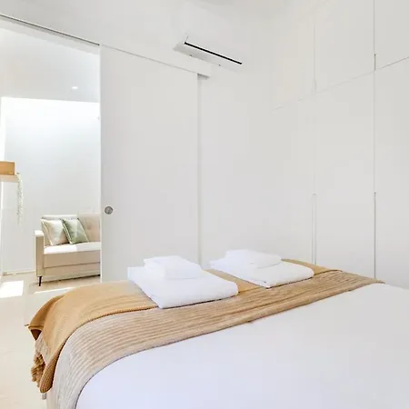 The Sunny Duplex @ Boavista Flats