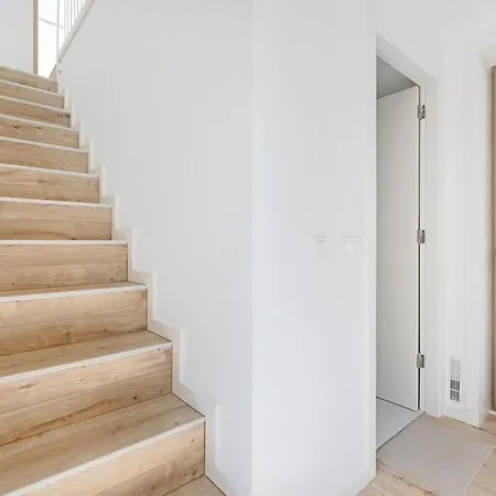 The Sunny Duplex @ Boavista Flats Appartement