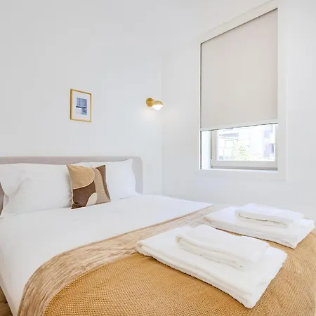 Daire The Sunny Duplex @ Boavista Flats Porto