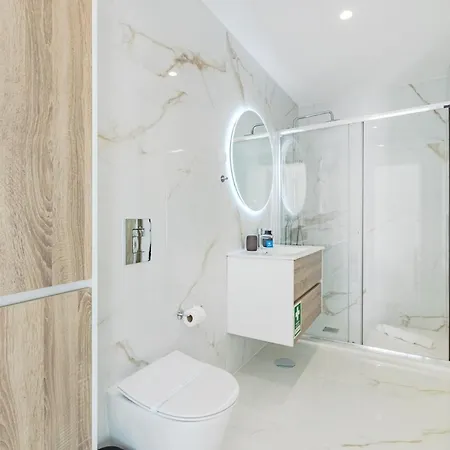 Daire The Sunny Duplex @ Boavista Flats Porto
