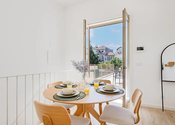 公寓 The Sunny Duplex @ Boavista Flats