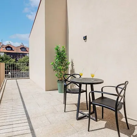 The Sunny Duplex @ Boavista Flats Апартаменты Порту