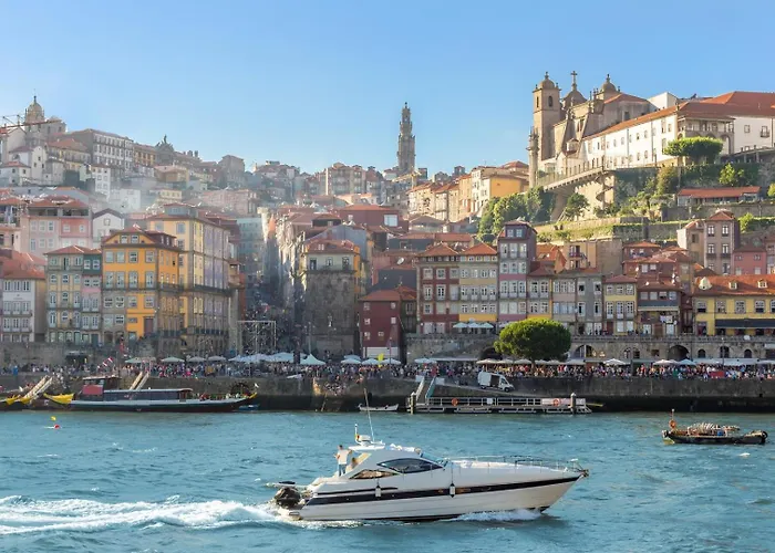 The Sunny Duplex @ Boavista Flats Oporto